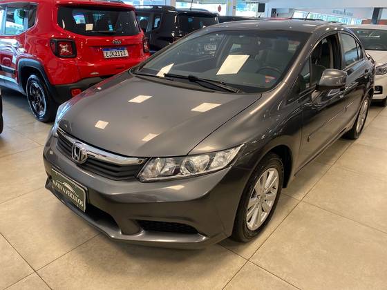 HONDA CIVIC 1.8 LXS 16V FLEX 4P MANUAL